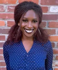 Naomi Simmons-Thorne Naomi Simmons-Thorne